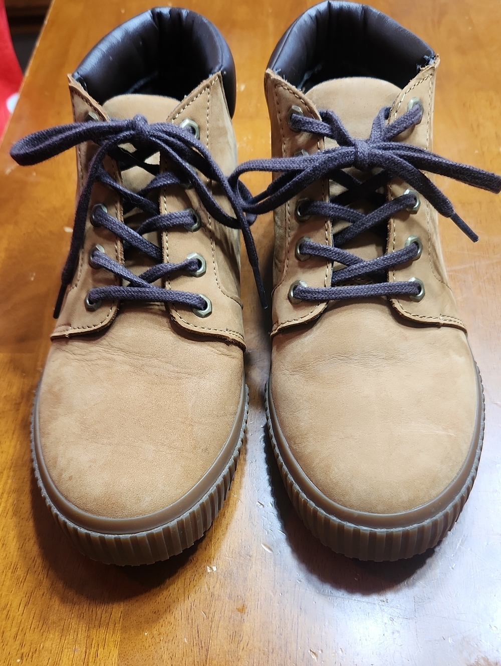 women's wheat nubuck Timberland Skyla Bay Chukka boots Size 8.5